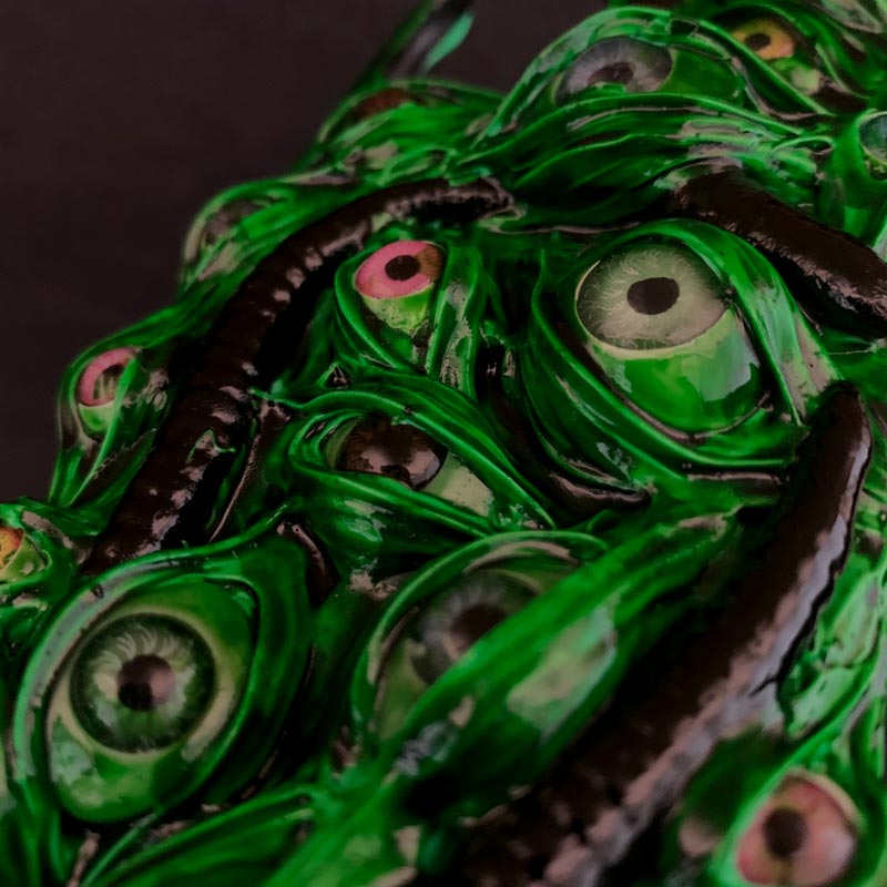Handmade Cthulhu Eye Phone Case – Spooky Gothic Design