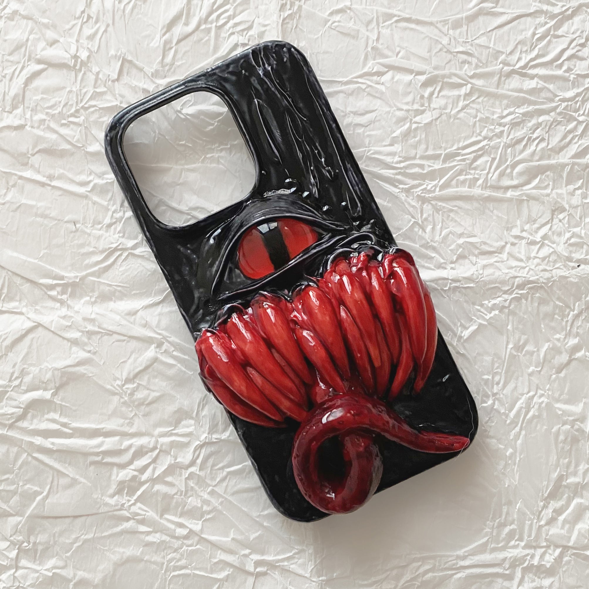 Handmade Cthulhu Eye Phone Shell – Halloween Special, Spooky & Unique