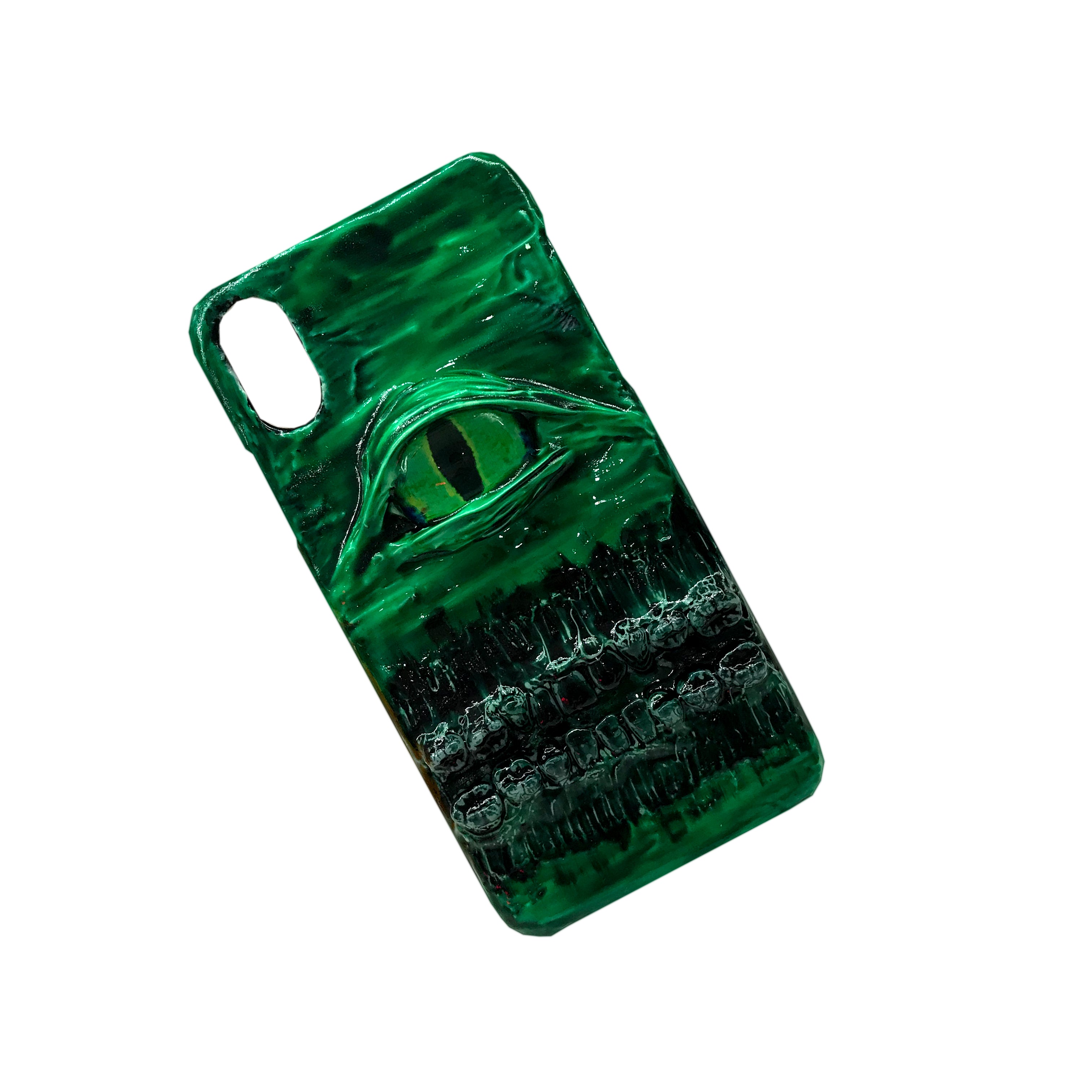 Handmade Cthulhu Eye Phone Case – Spooky Gothic Design