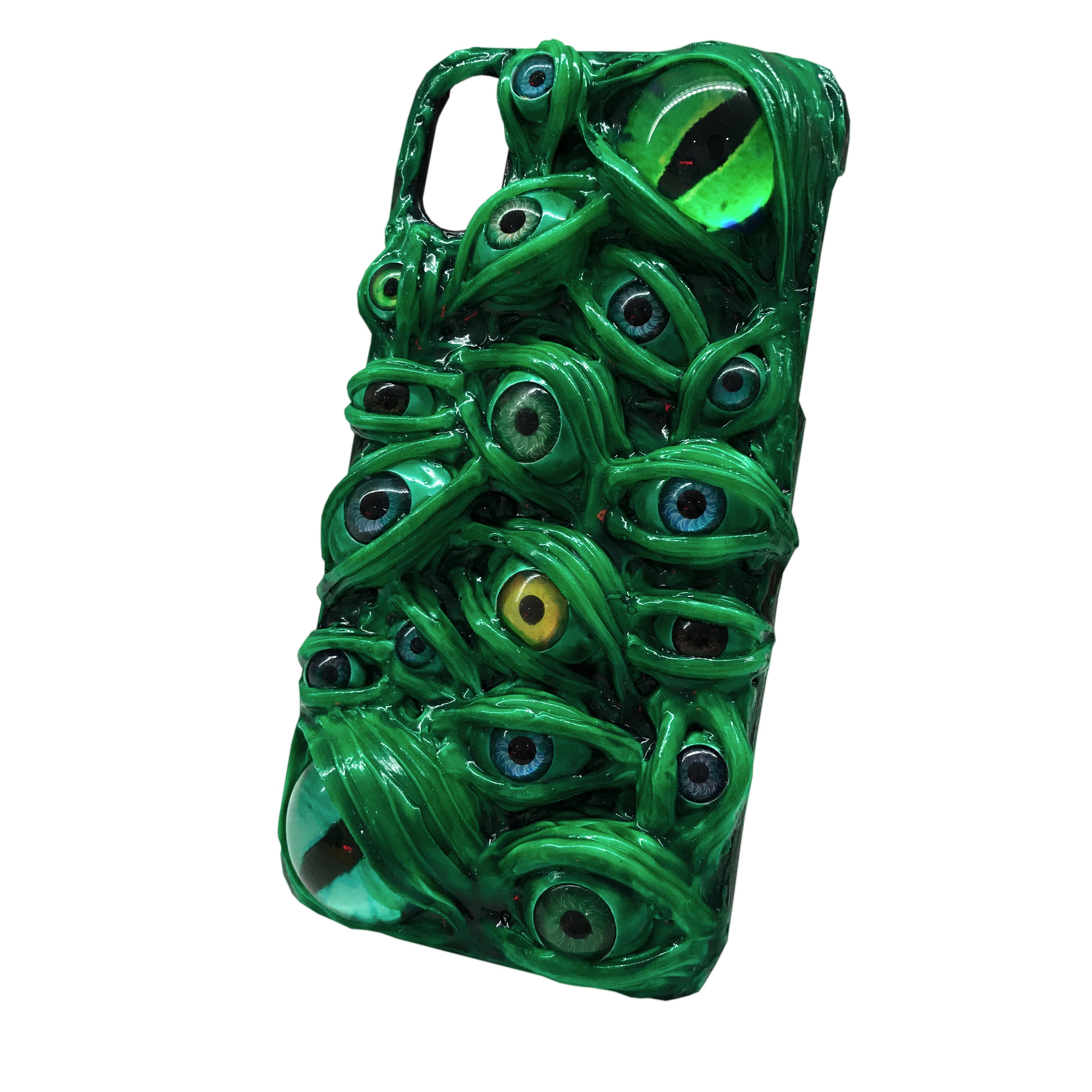 Handmade Cthulhu Eye Phone Case – Spooky Gothic Design
